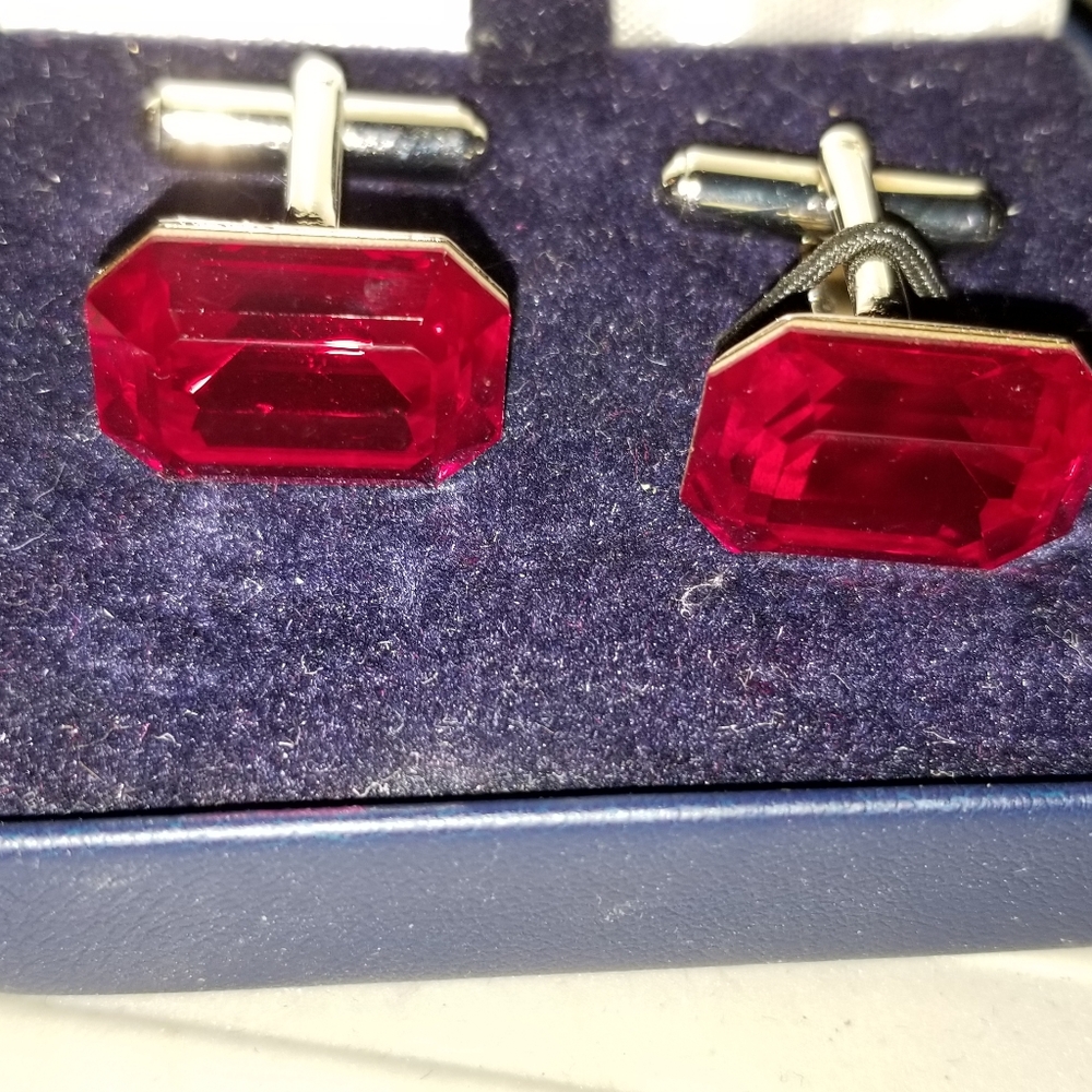 Cuff links